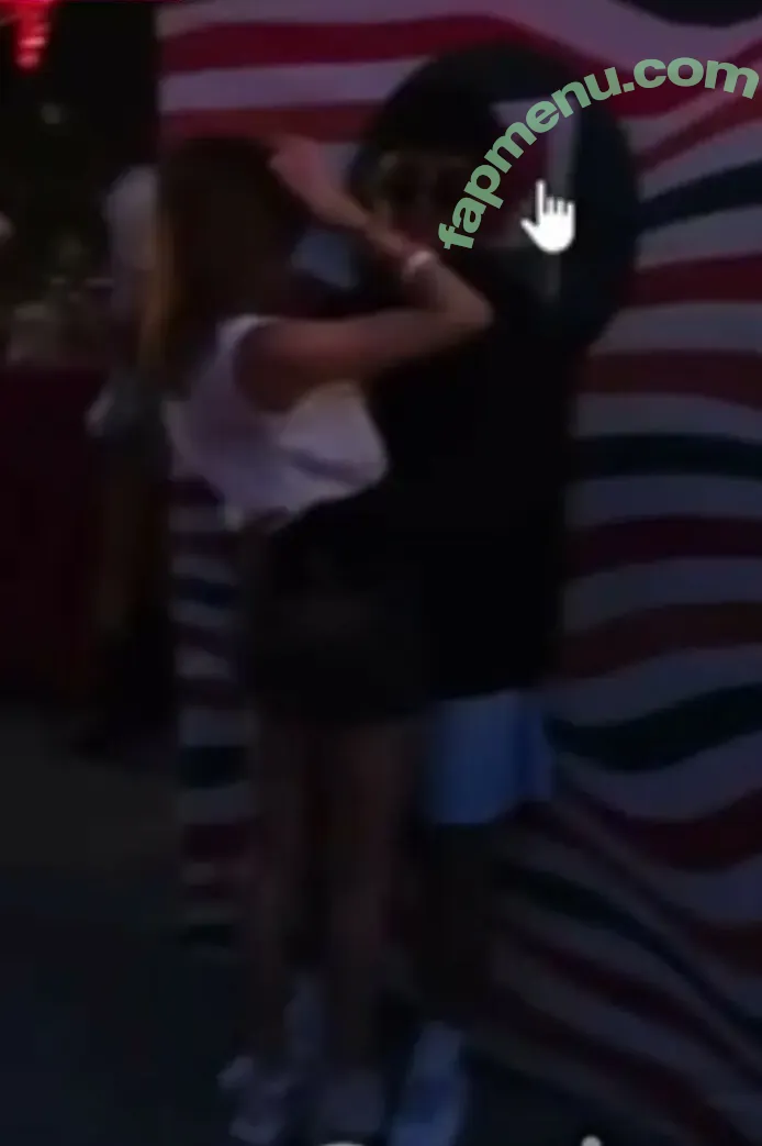 Laselyii nude photo #0069 (llessliiie / luvliii)