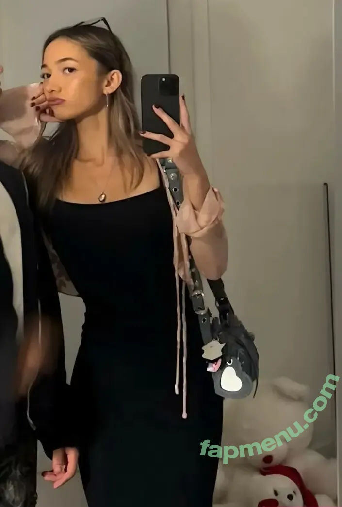 Laselyii nude photo #0087 (llessliiie / luvliii)