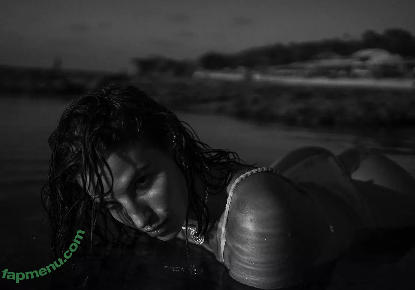 Lasirena69 nude photo #0583 (lasirena69_)