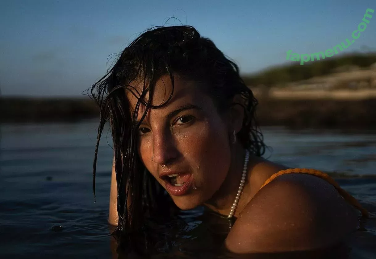 Lasirena69 nude photo #0584 (lasirena69_)