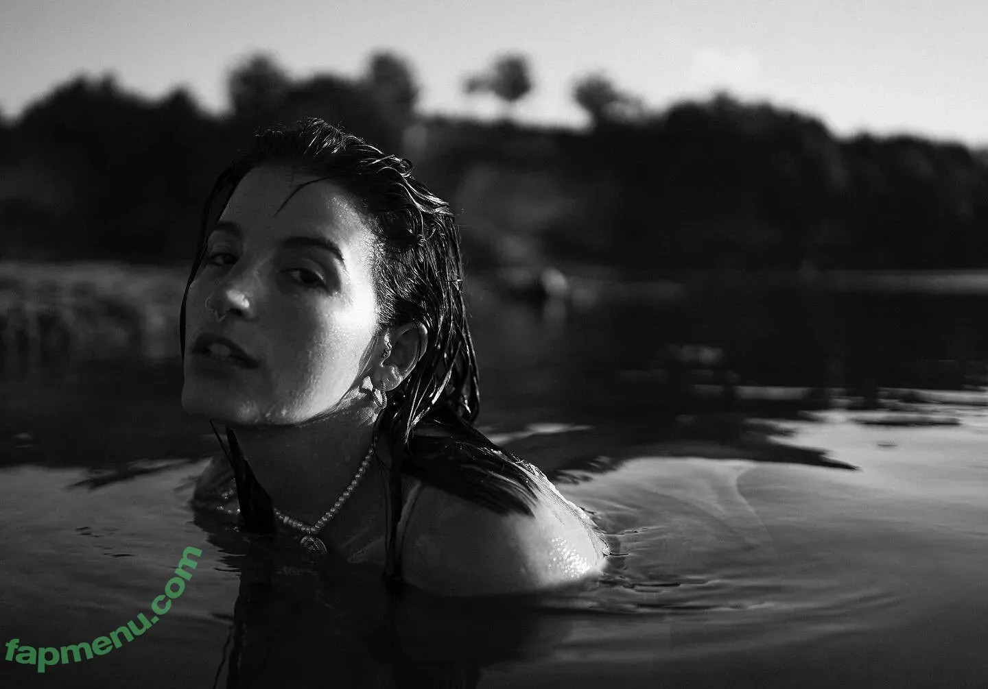 Lasirena69 nude photo #0586 (lasirena69_)