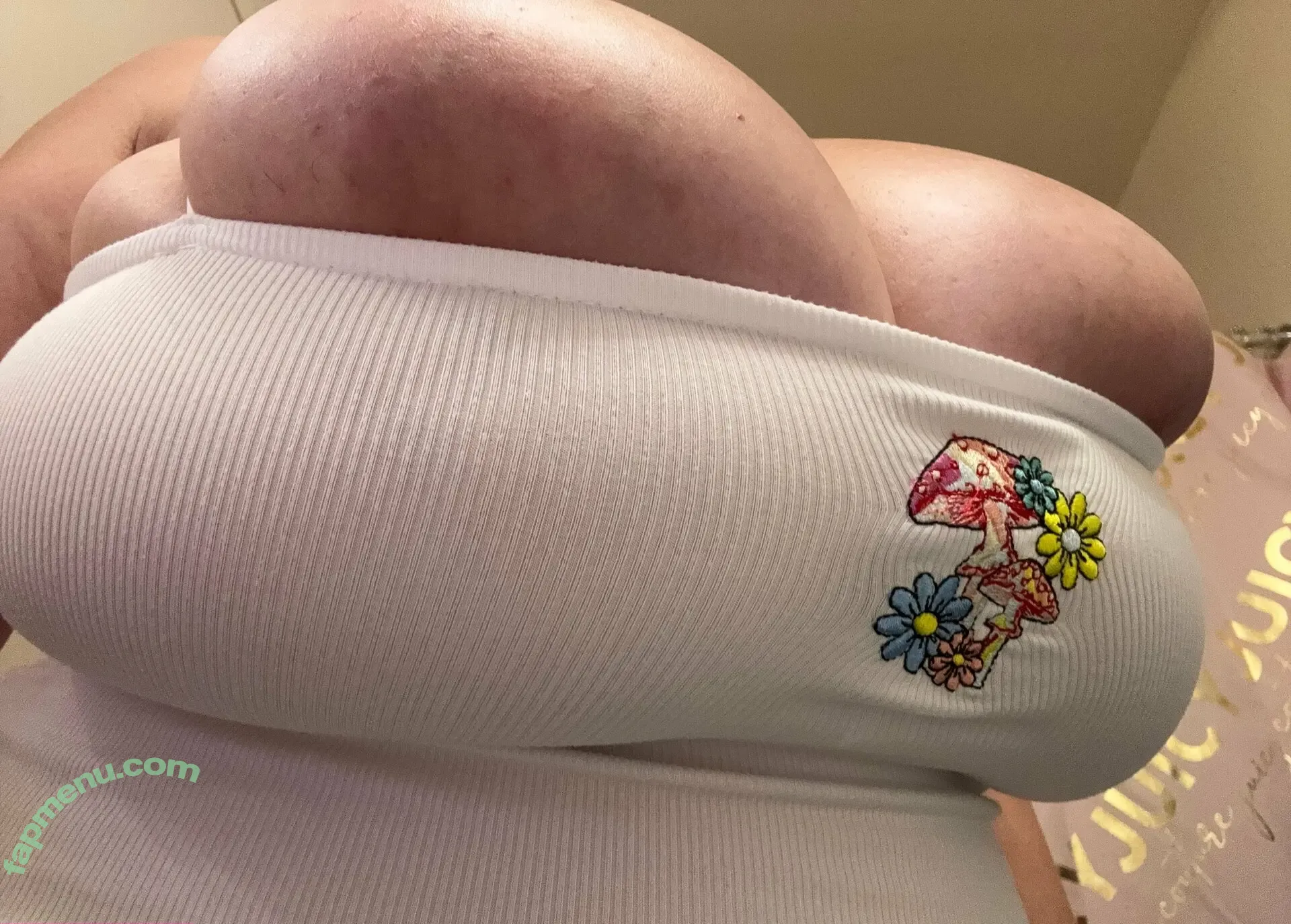 Lasvegasbunny nude photo #0020 (busty34n / vegasbunny1)