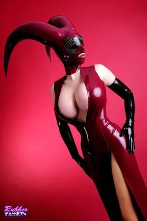 Latex Lucy / LatexLucy / explore nude photo #0006