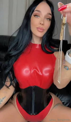 Latex_temptress /  / LatexTemptress / LottieRouge / MistressRouge / latex.temptress / latextemptressmsscarlett / yourdommegfe nude photo #0015