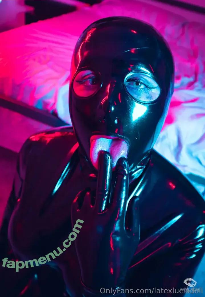 latexluciadoll nude photo #0015 (latexluciadoll)