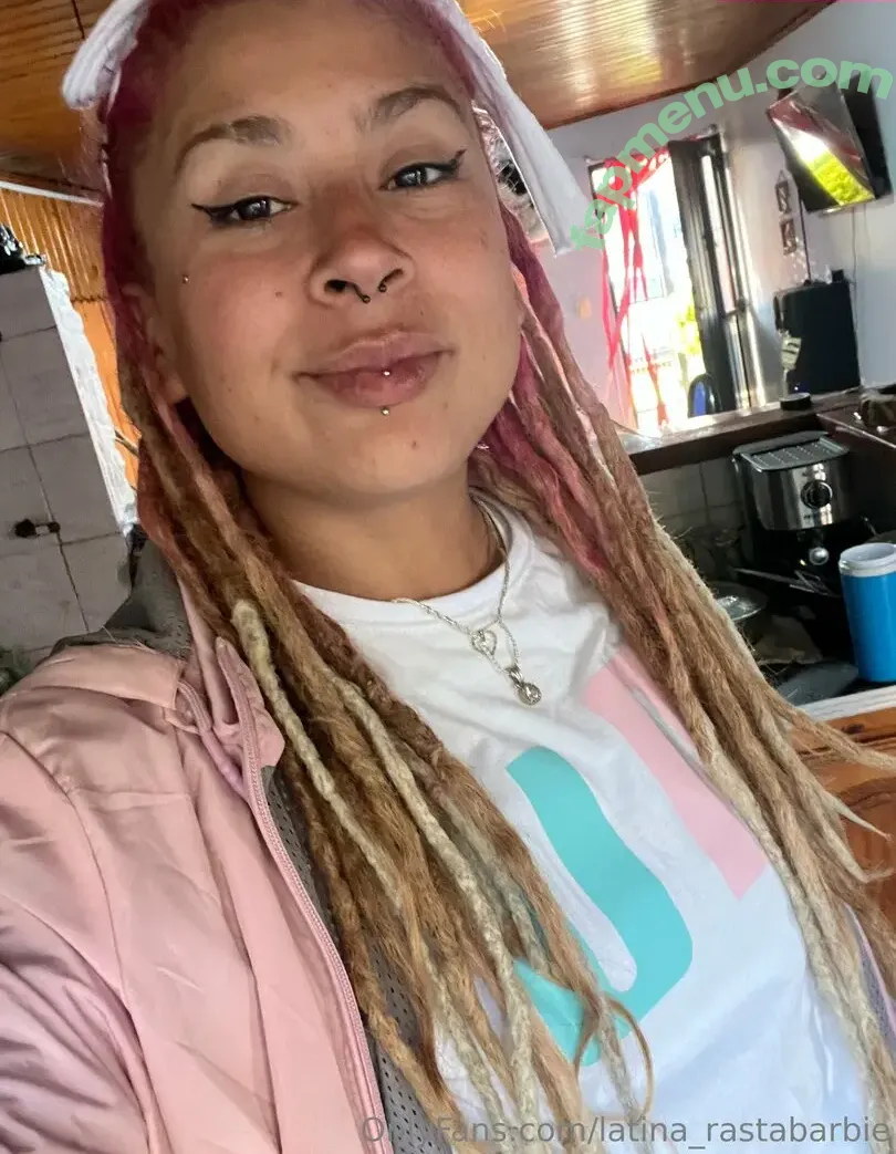 latina_rastabarbie nude photo #0001 (rastabarbieflow)