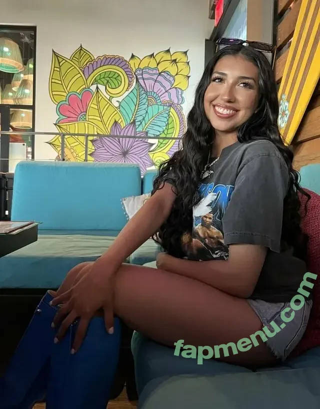 latinaasparkles nude photo #0042 (biannncaa)