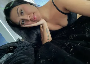 latinafinapapi / latina_girlfriend nude photo #0009