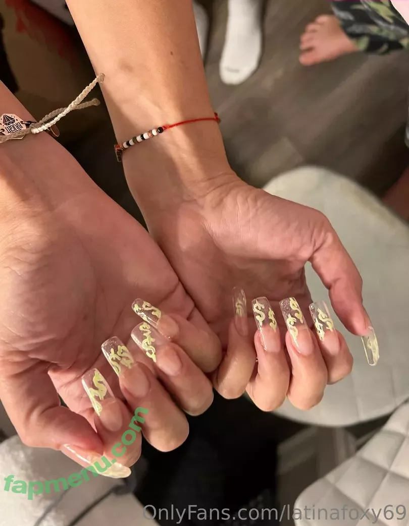 latinafoxy69 nude photo #0002 (fnaffoxy69)