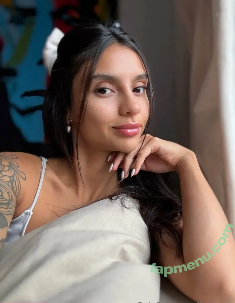 latinar0 nude photo #0014 (latinar0)