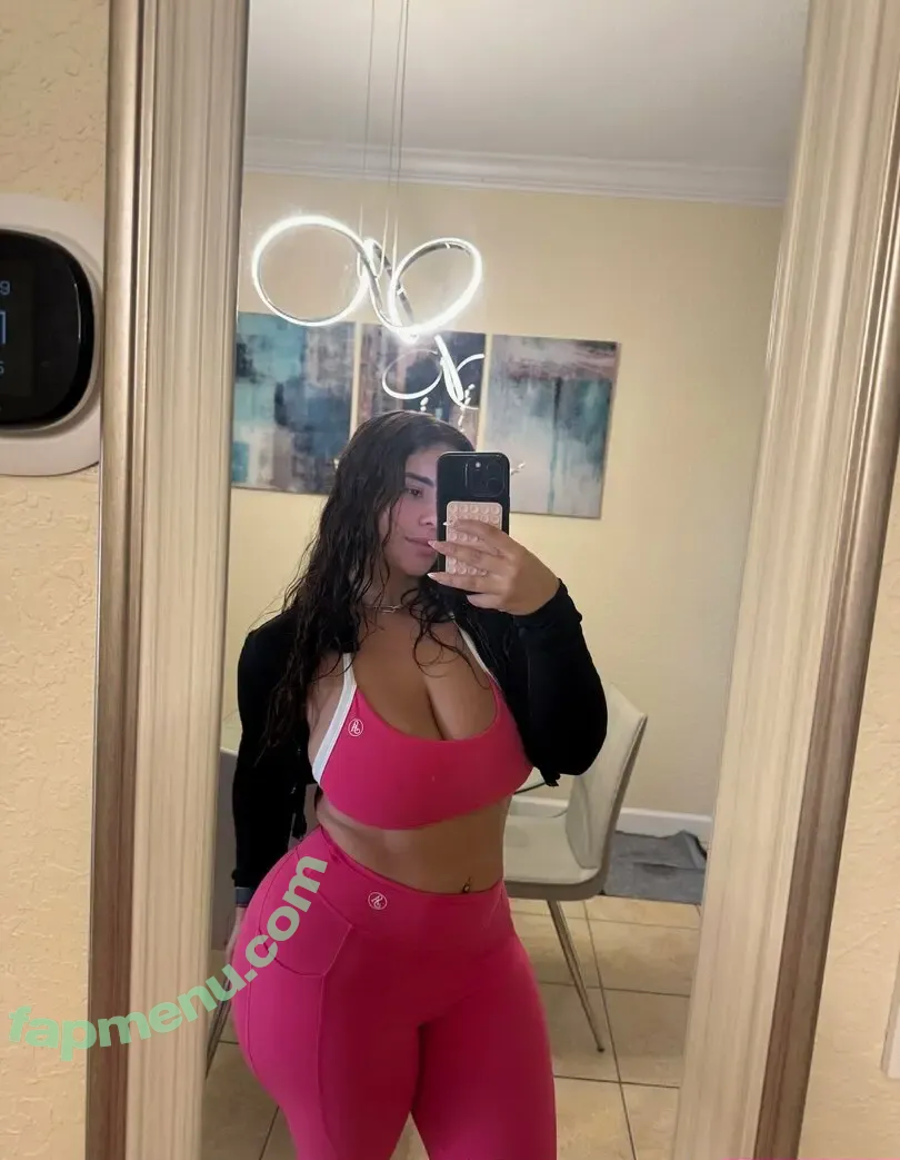 latinqueenxo nude photo #0002 (onlylatinaqueens)