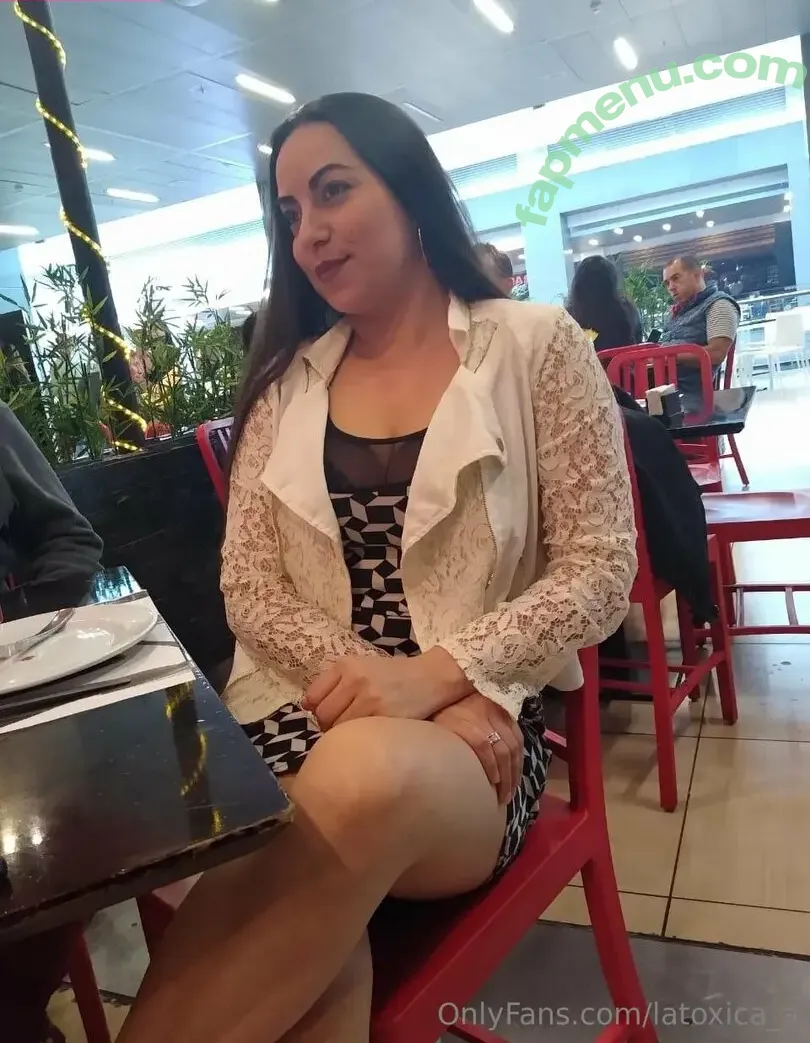 latoxica_a nude photo #0005 (latoxicaa.___)