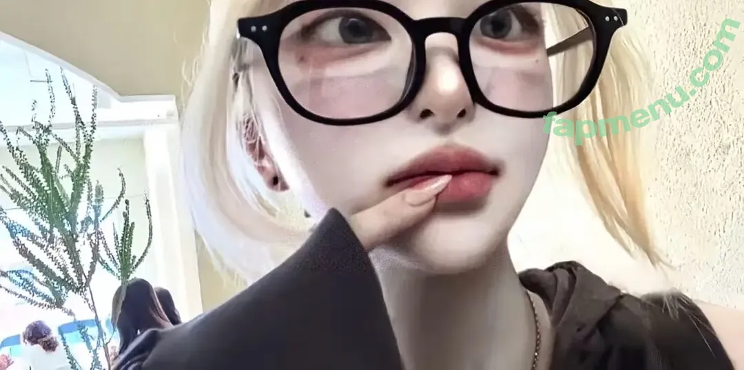 latulip_0 nude photo #0334 (latulip_0)