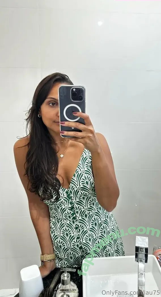 lau75 nude photo #0033 (_.lau75._)