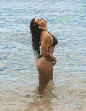 Lauana Prado / lauanaprado / xluanaprado nude photo #0156