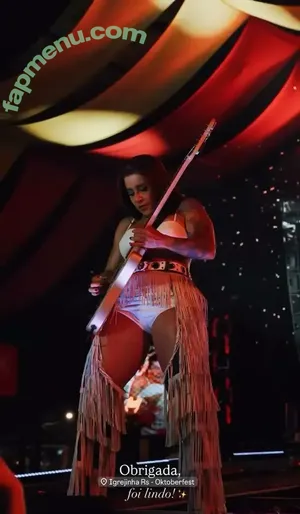 Lauana Prado / lauanaprado / xluanaprado nude photo #0183