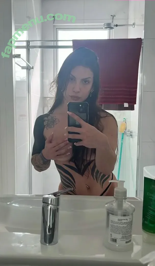 LAUFAVAA nude photo #0004 (frenesim)