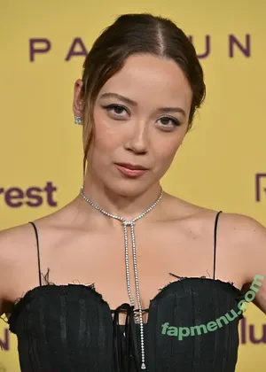 Laufey Lin / laufey nude photo #0569