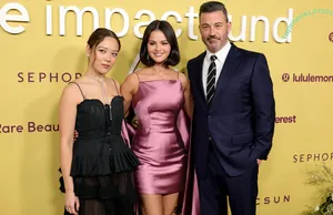 Laufey Lin / laufey nude photo #0589