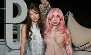 Laufey Lin / laufey nude photo #0611