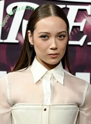 Laufey Lin / laufey nude photo #0639