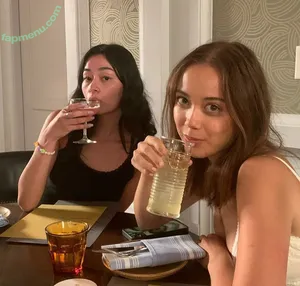 Laufey Lin / laufey nude photo #0661