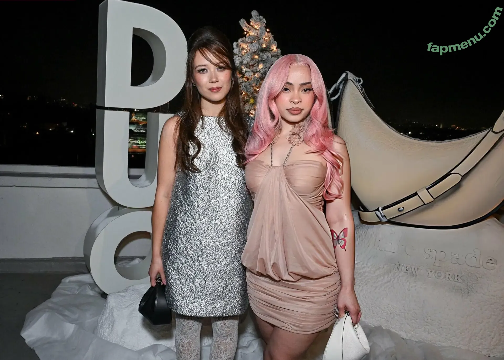 Laufey Lin nude photo #0608 (laufey)