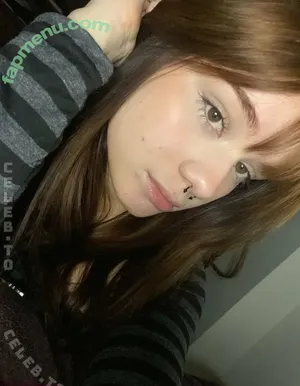 Laura.2007 / laurak.2007 / mikacvnt nude photo #0117