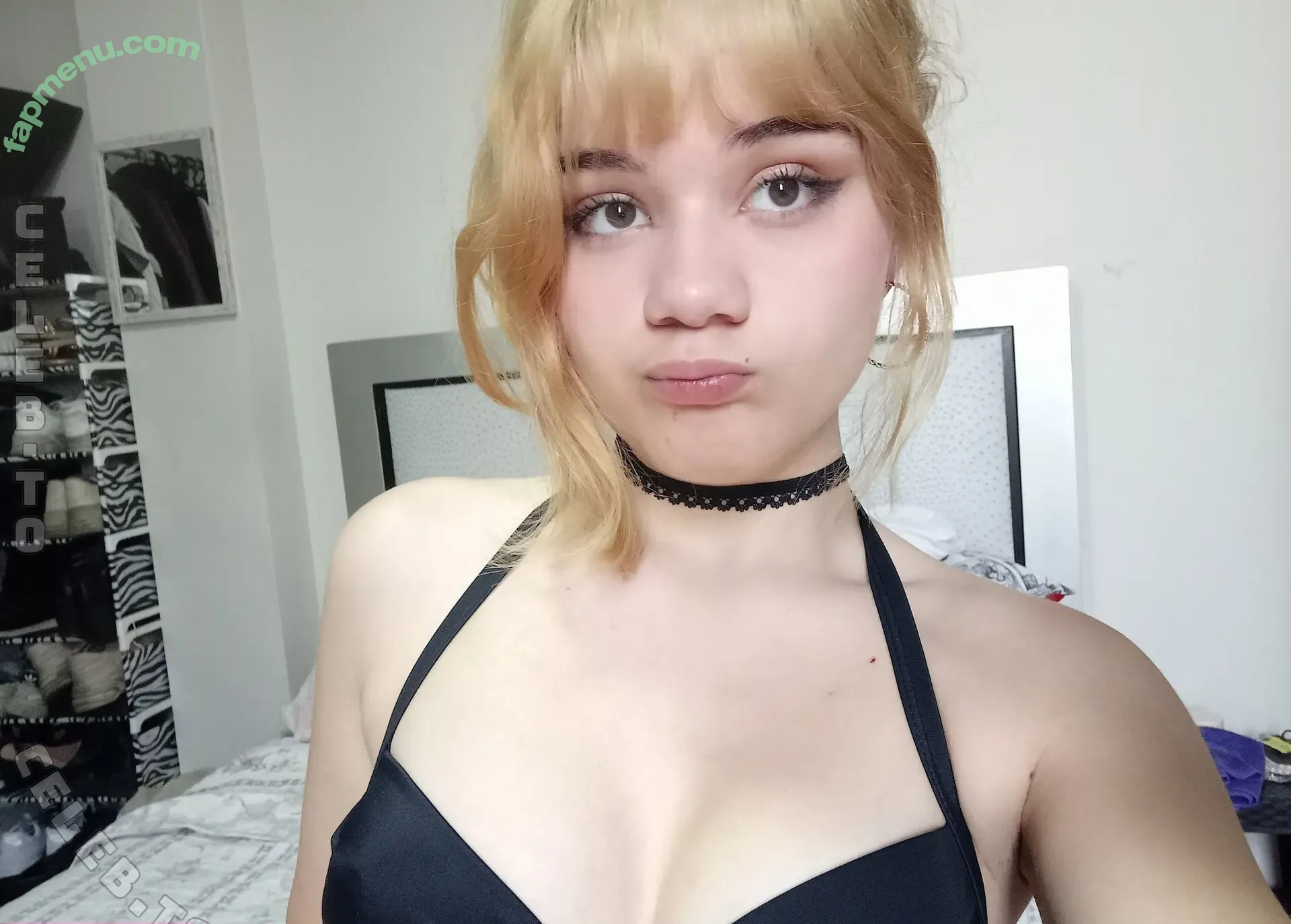 Laura.2007 nude photo #0085 (laurak.2007 / mikacvnt)