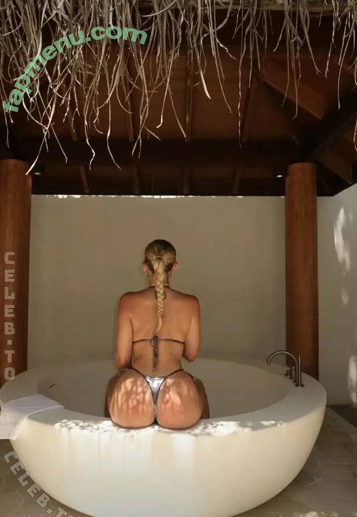 Laura Blond nude photo #0068 (laurablondd / lauramarialee)