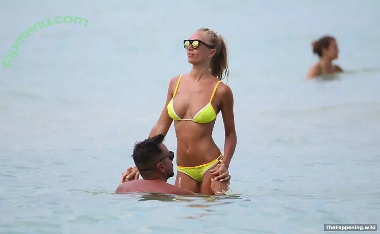 Laura Cremaschi nude photo #0055 (cremaschina)