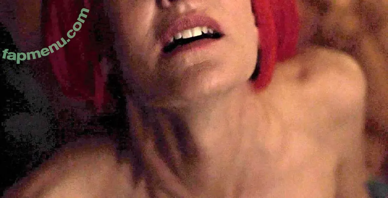Laura Dern nude photo #0018 (Laura Dern)