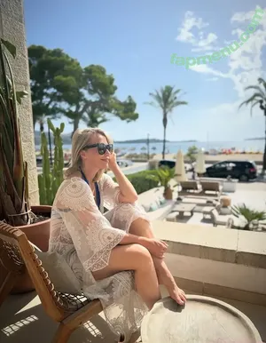 Laura Hamilton / laurahamiltontv nude photo #0262