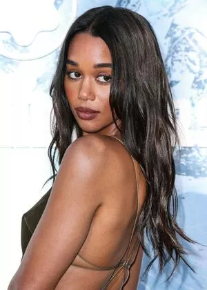 Laura Harrier / LauraHarrier nude photo #0168