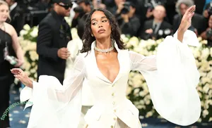 Laura Harrier / LauraHarrier nude photo #0342