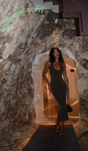 Laura Harrier / LauraHarrier nude photo #0368