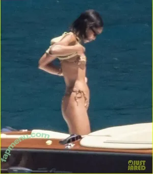 Laura Harrier / LauraHarrier nude photo #0380