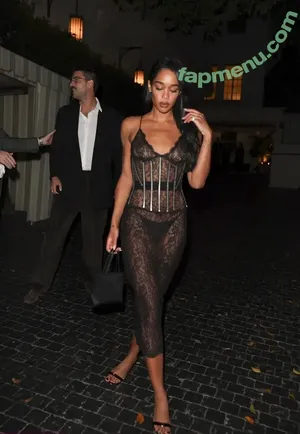 Laura Harrier / LauraHarrier nude photo #0415