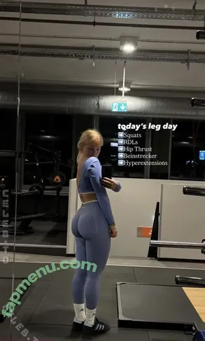 Laura.hsmr nude photo #0004