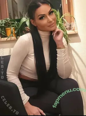 Laura J / lauraj.__ / lmj037 nude photo #0012