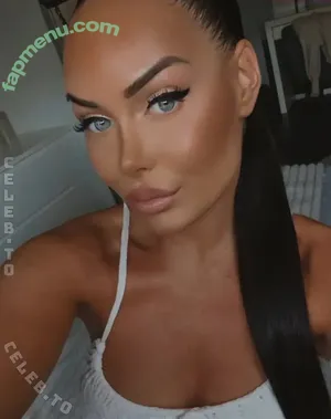 Laura J / lauraj.__ / lmj037 nude photo #0020