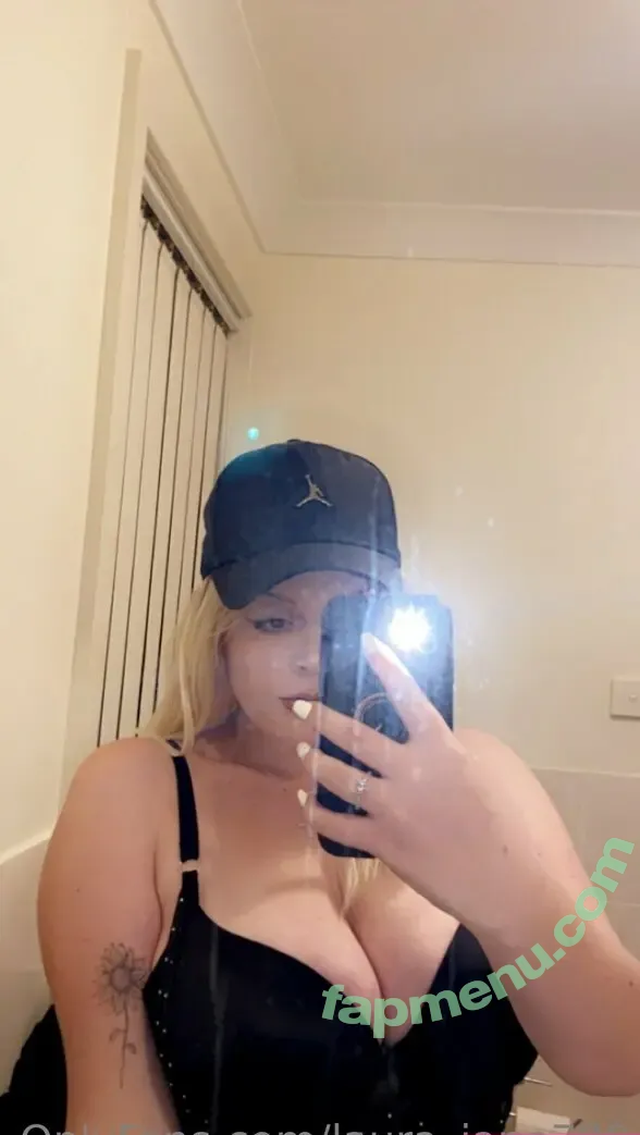 laura_jane789 nude photo #0014 (xx_peta_xx)