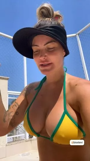 Laura Keller / laurakelleroriginal nude photo #0073