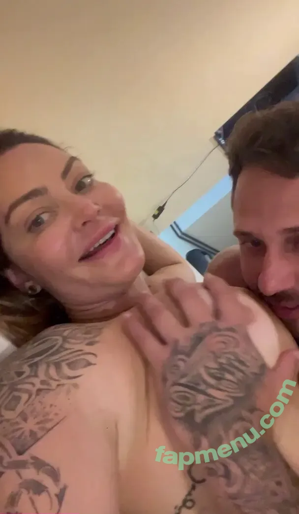 Laura Keller nude photo #0742 (laurakelleroriginal)