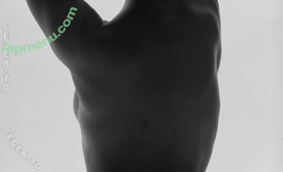 Laura Leonarda Luisa Pittana nude photo #0035 (line.pittana / linepittana)