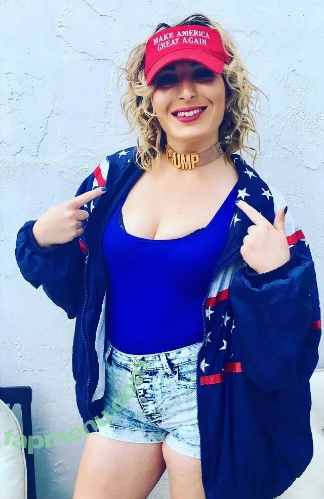 Laura Loomer nude photo #0052 (loomerfanclub)