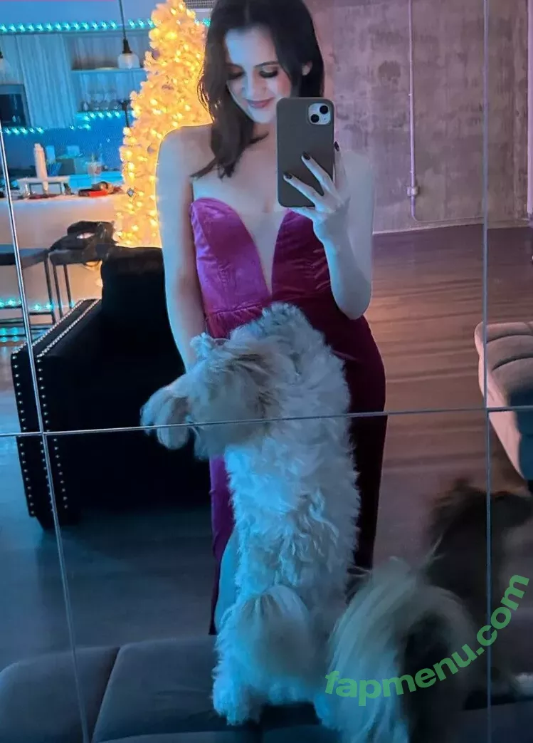 Laura Marano nude photo #0002 (lauramarano)