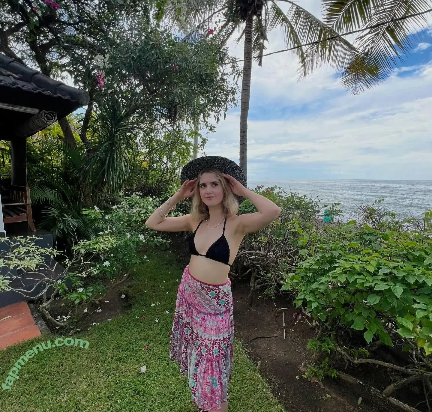 Laura Marano nude photo #0213 (lauramarano)