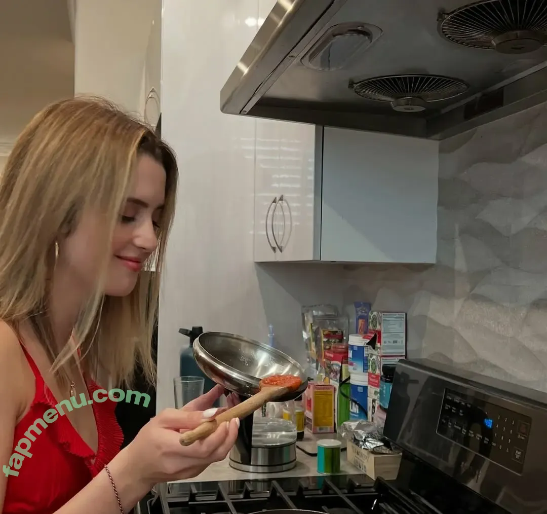 Laura Marano nude photo #0272 (lauramarano)