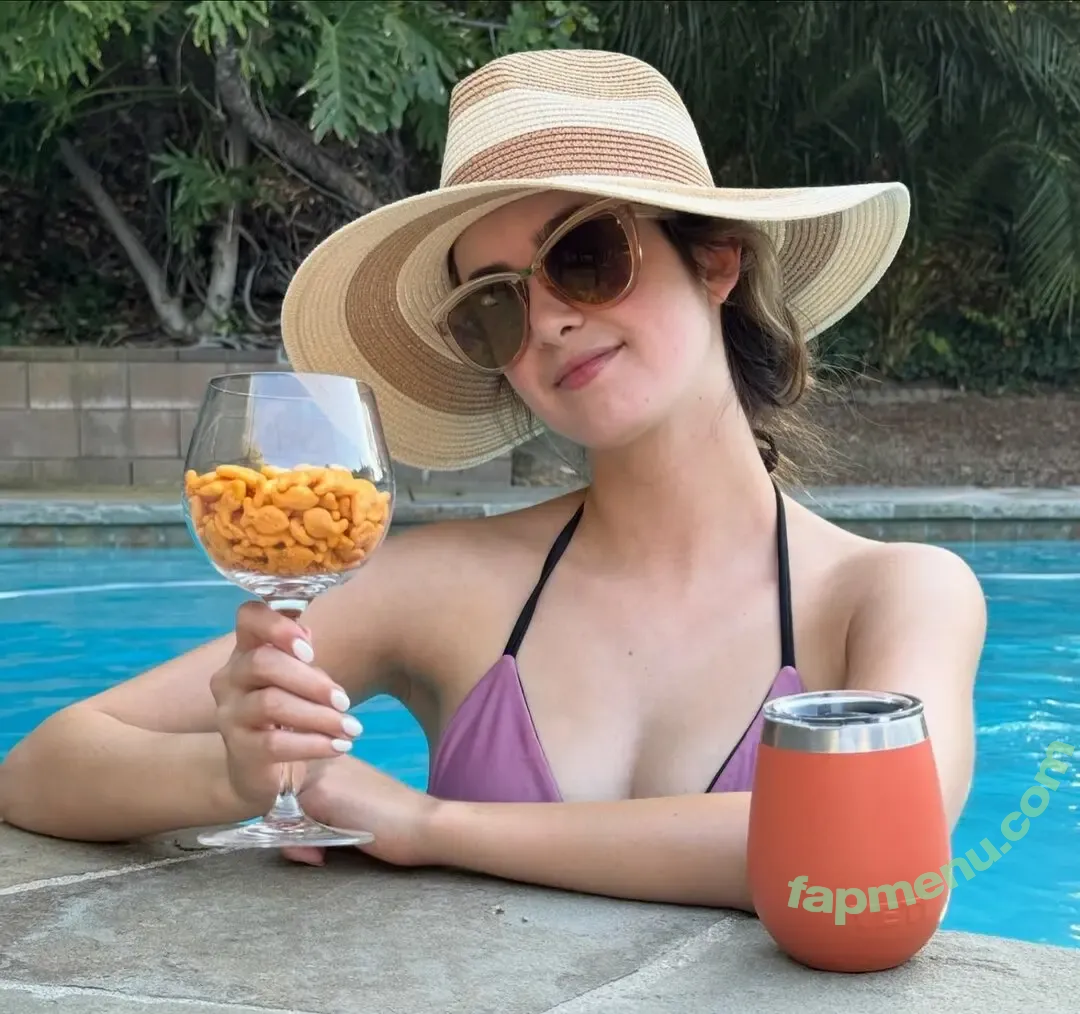 Laura Marano nude photo #0276 (lauramarano)